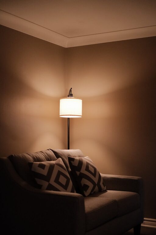 Affordable Ways to Create a Cosy and Inviting Living Room