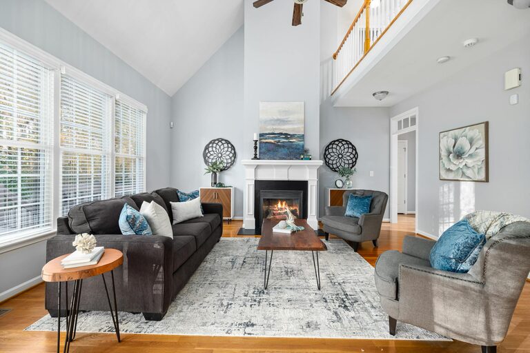 Tips for Creating a Cosy and Inviting Living Room on a Budget